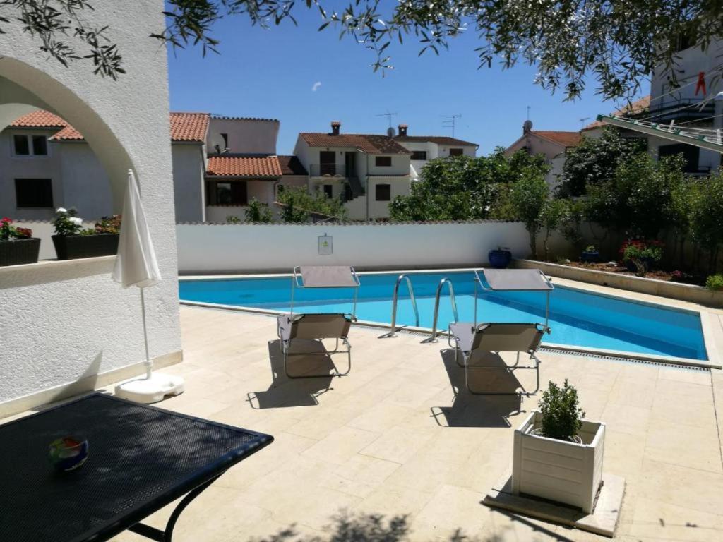 Apartman Bozena 5 *